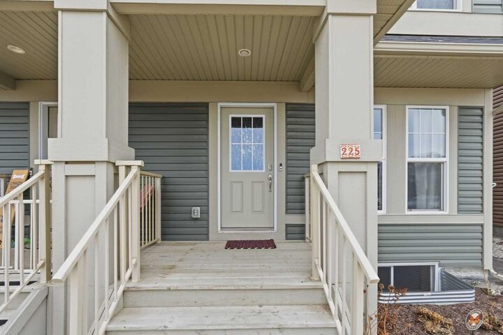 Property Photo:  225 Fireside Drive  AB T4C 2L4 