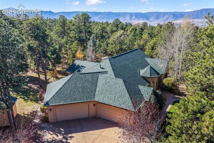 Property Photo:  17556 Colonial Park Drive  CO 80132 