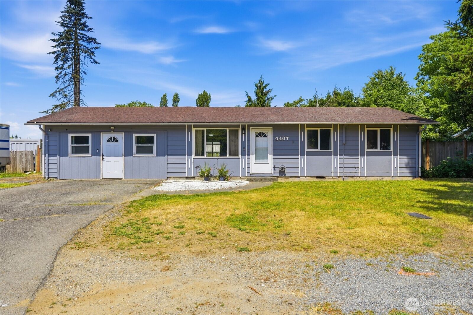 Property Photo:  4407  123rd Place NE  WA 98271 