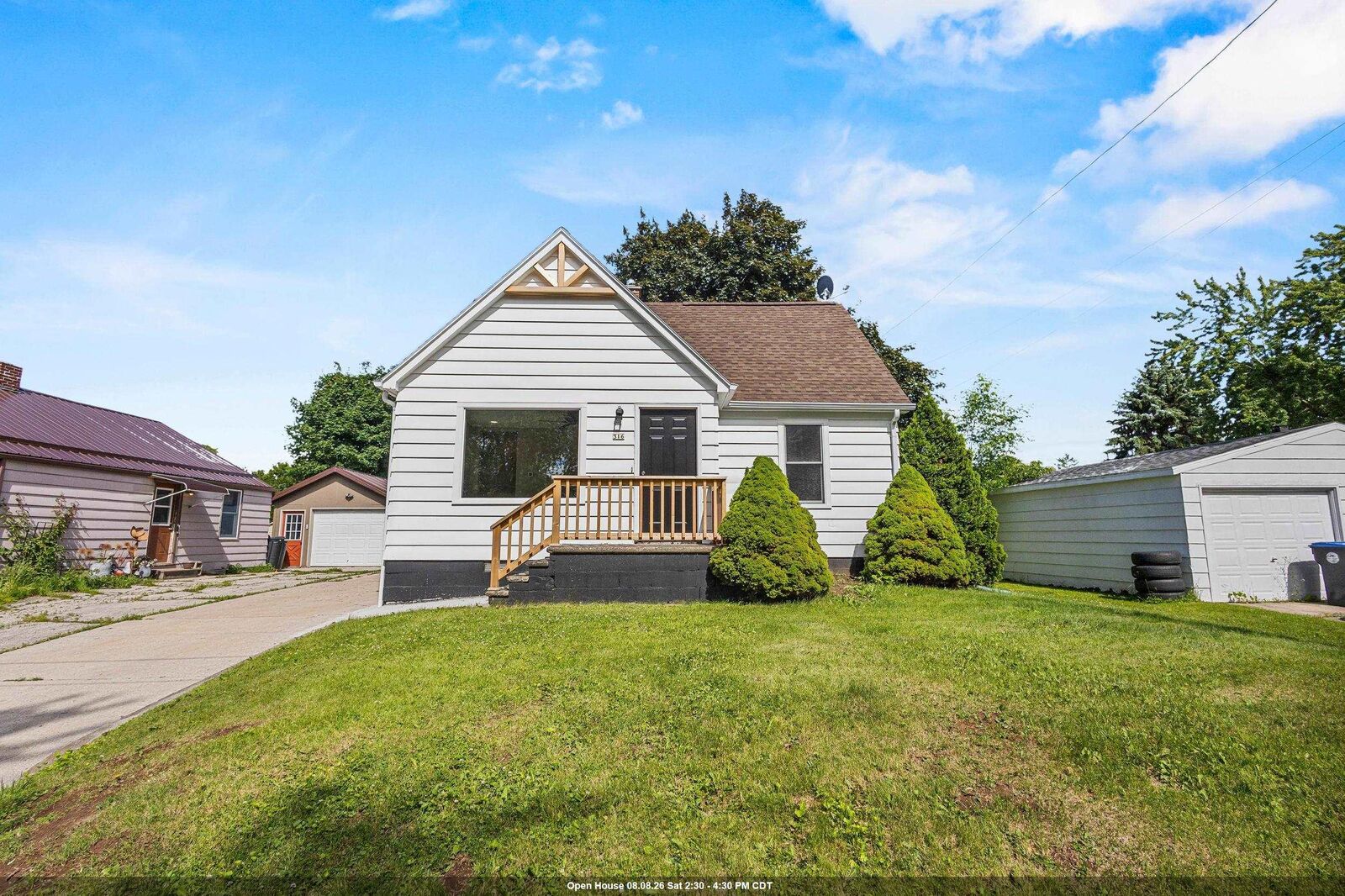 Property Photo:  316 Lee Street  WI 54208 