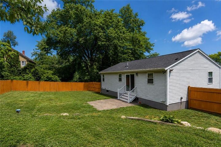 Property Photo:  117 Elizabeth Avenue  RI 02896 