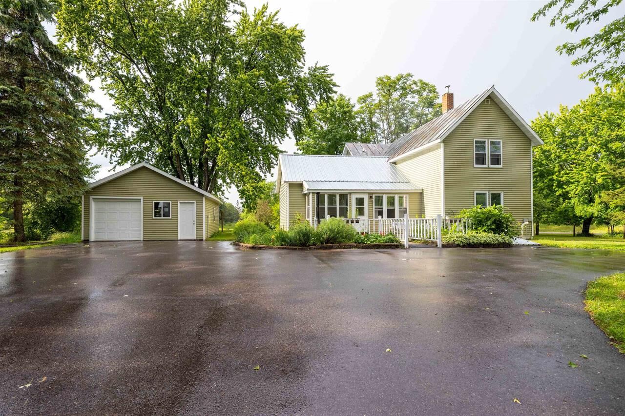 Property Photo:  2121 County G Road  WI 53964 
