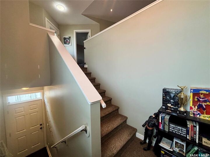 Property Photo:  4107 Green Apple Drive E  SK S4V 1S1 