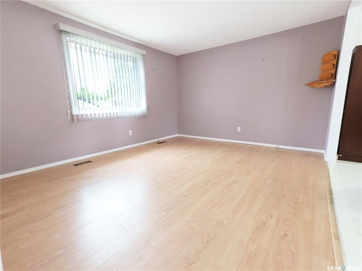 Property Photo:  10 Roberts Place  SK S4T 6K6 