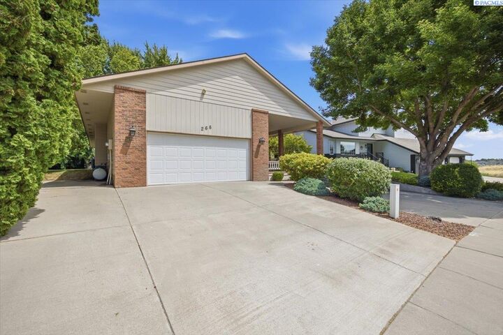 Property Photo: 268 Piper St. WA 99352