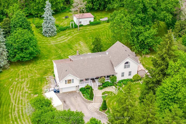 Property Photo: 2320 Lloydtown-Aurora Road ON L7B 1A3