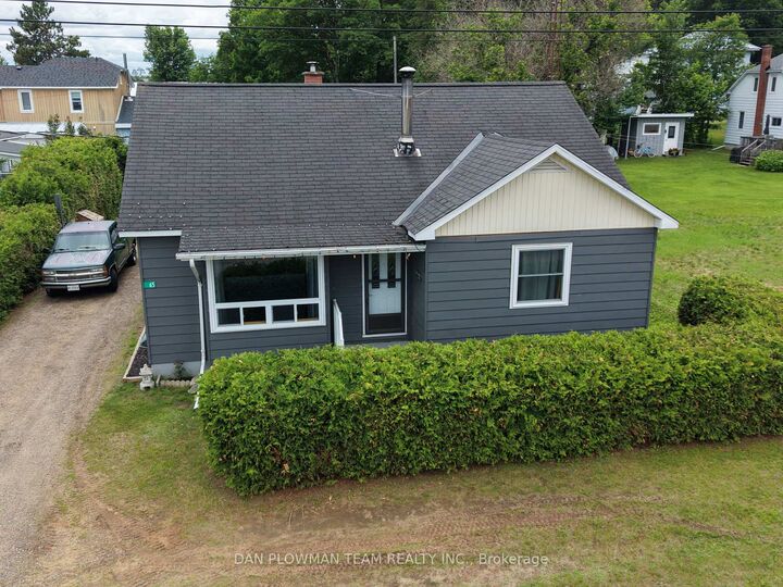 Property Photo:  65 Inglis Street  ON K0J 2M0 