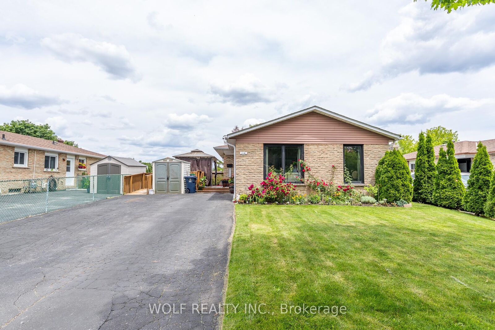 Property Photo:  114 John Tabor Trail  ON M1B 2V2 