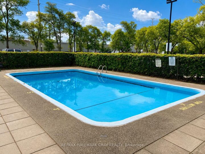 Property Photo:  3065 Queen Frederica Drive 604  ON L4Y 3A3 