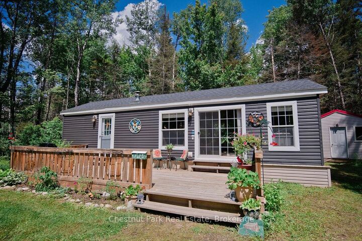 98 North Shore Road Unit 1 — photo 1