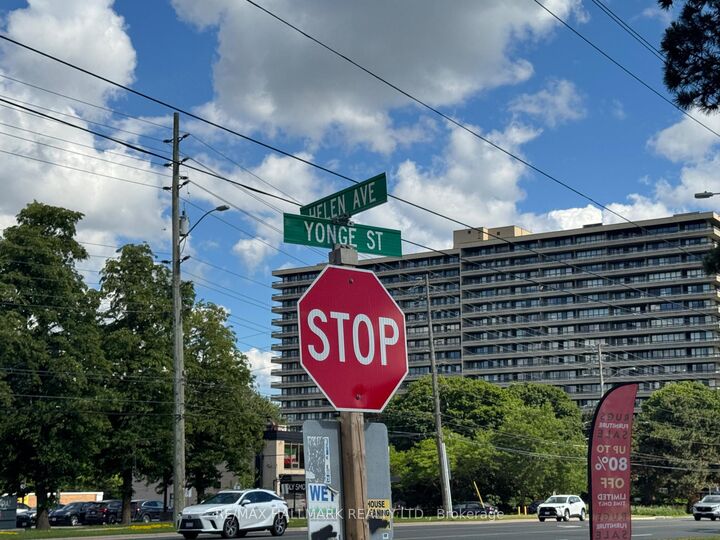 Property Photo:  8188 Yonge Street 431  ON L4J 1W5 
