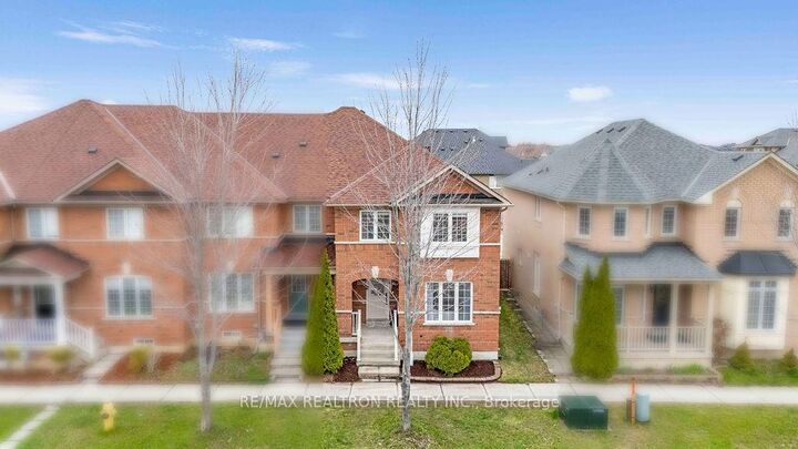 Property Photo: 2334 Bur Oak Avenue ON L6E 1L6