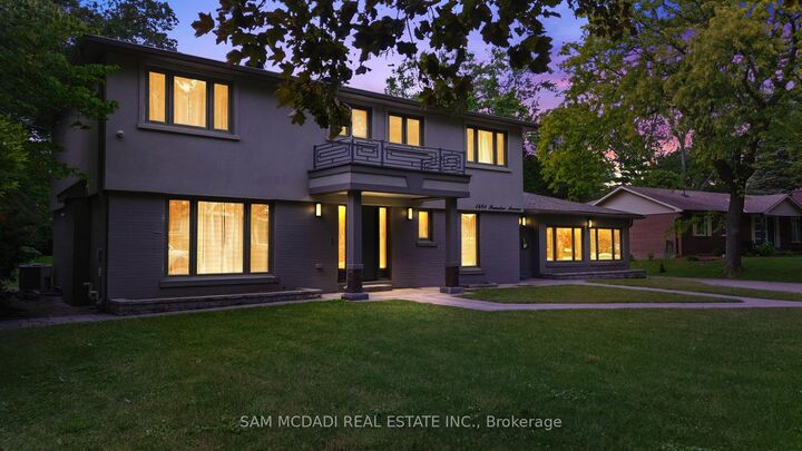 1481 Bunsden Avenue — photo 1
