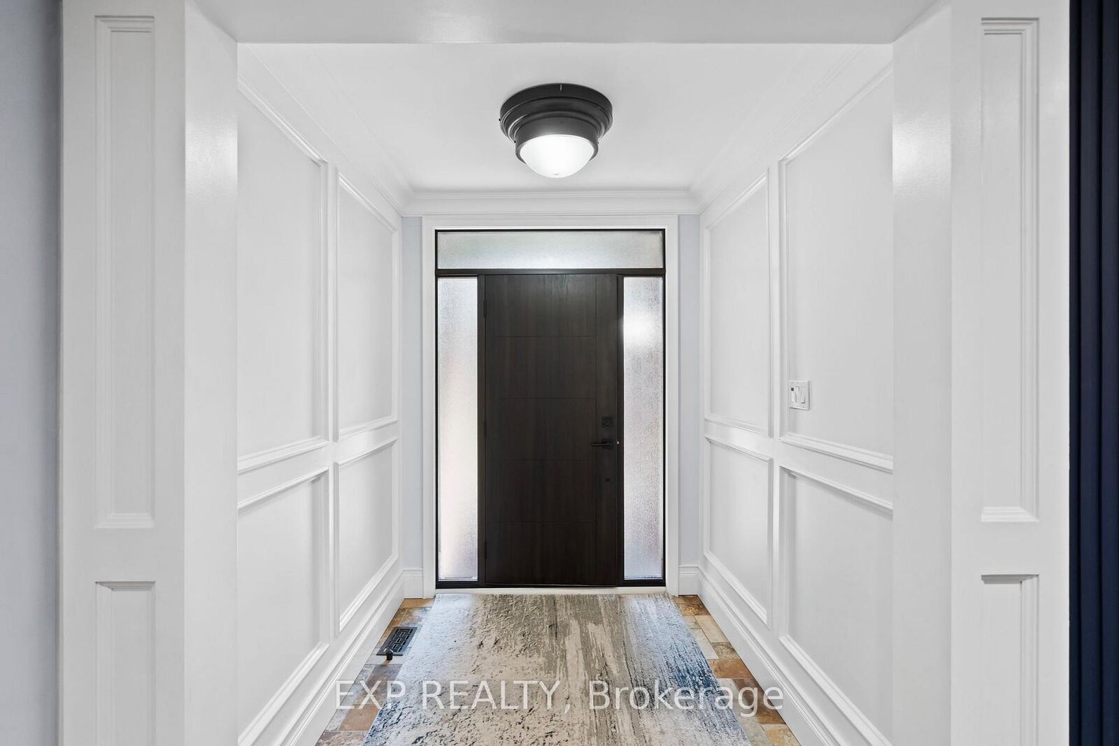 Property Photo: 816 Norwick Road ON L3X 1K8