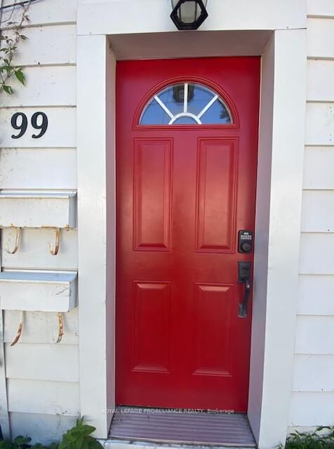 Property Photo: 99 Chatham Street ON K7K 4H2