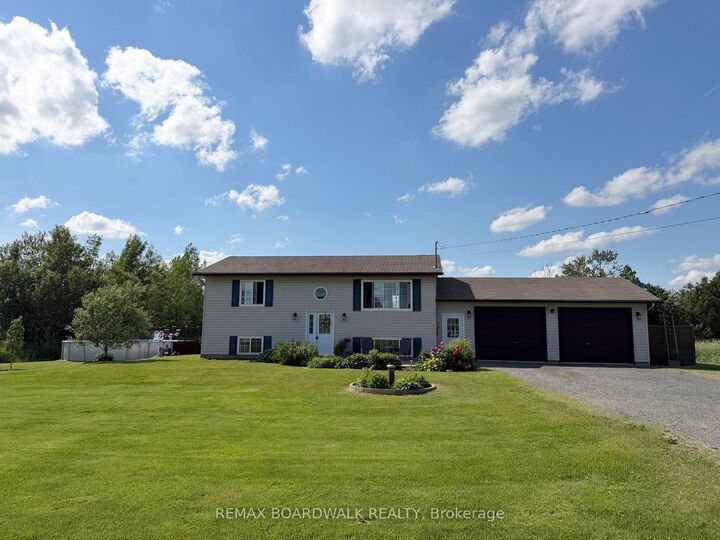 1644 Drummond Con 7 Road — photo 1