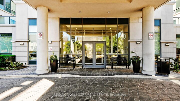 Property Photo:  20 North Park Road 516  ON L4J 0G7 