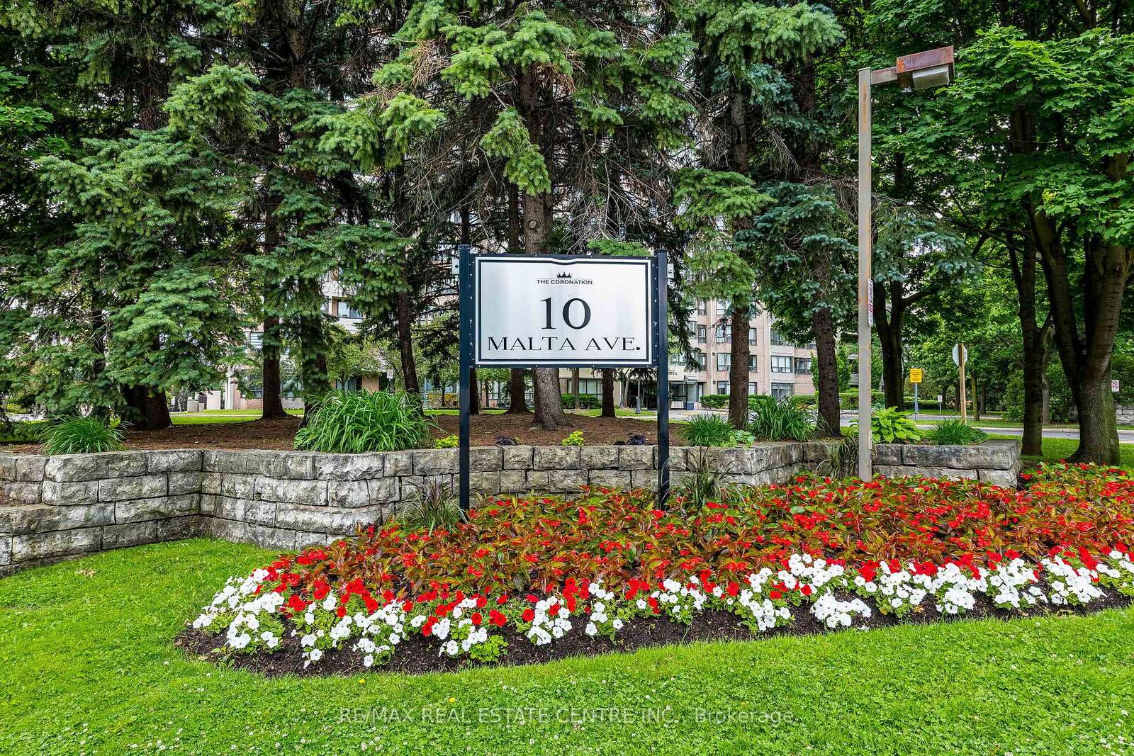 Property Photo:  10 Malta Avenue 210  ON L6Y 4G6 