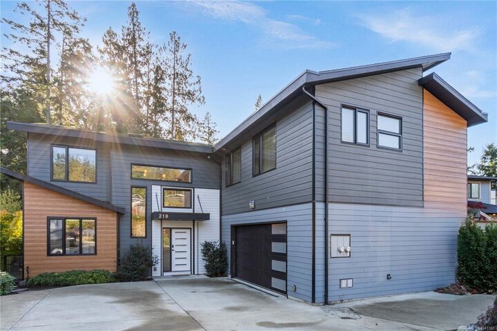 Property Photo: 210 Crestline Terr BC V9T 0G9