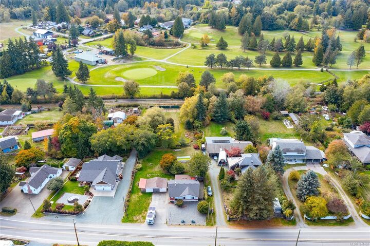 9384 Chemainus Rd — photo 1