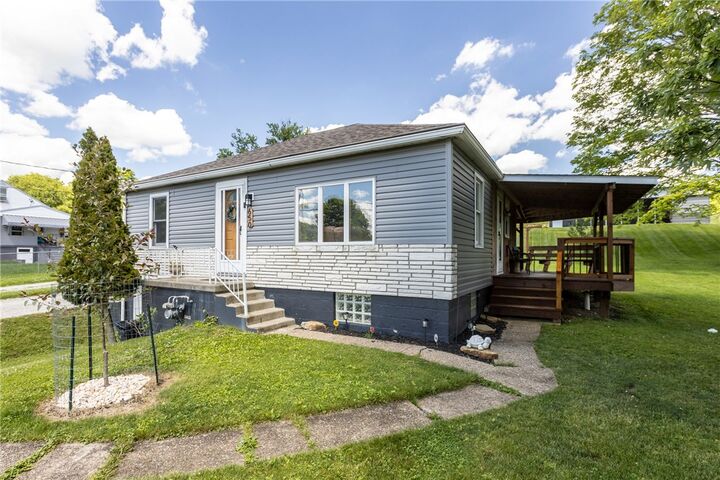 Property Photo:  650 McClane Farm Rd  PA 15301 