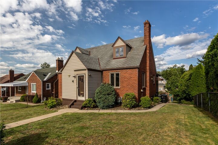 Property Photo:  412 Phillips Ave  PA 15136 