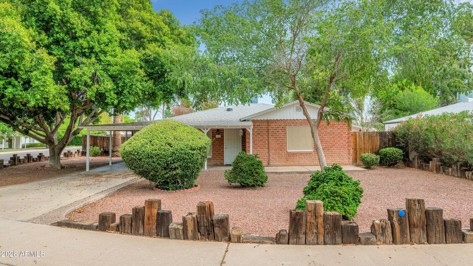 Property Photo:  1127 S Una Avenue  AZ 85281 