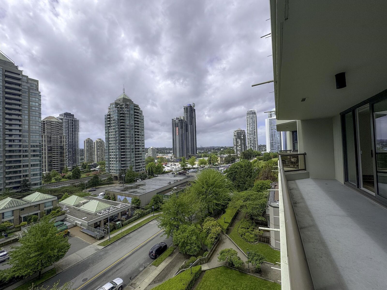 Property Photo:  4353 Halifax Street 806  BC V5C 5Z4 
