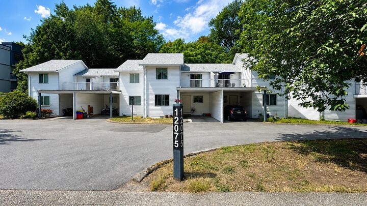 Property Photo:  12075 207A Street 3  BC V2X 9X7 