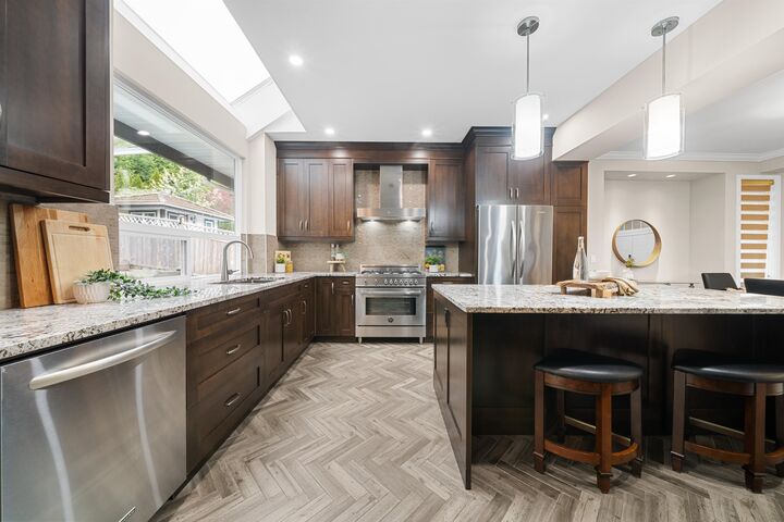 Property Photo: 1818 Camelback Court BC V3E 3K4