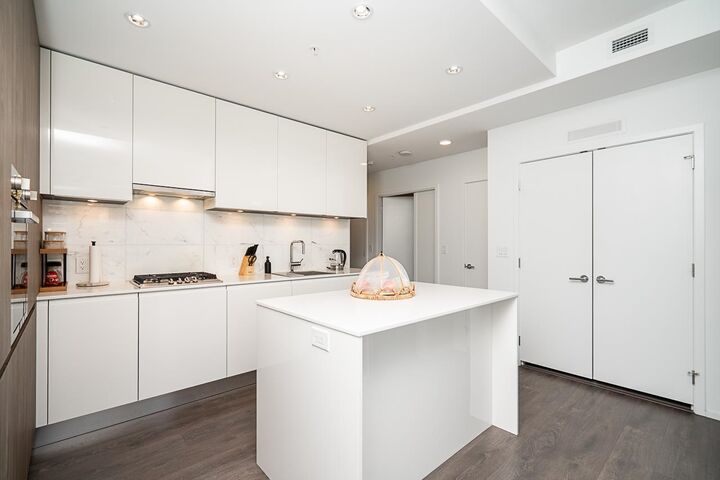 4650 Brentwood Boulevard 2407 — photo 1