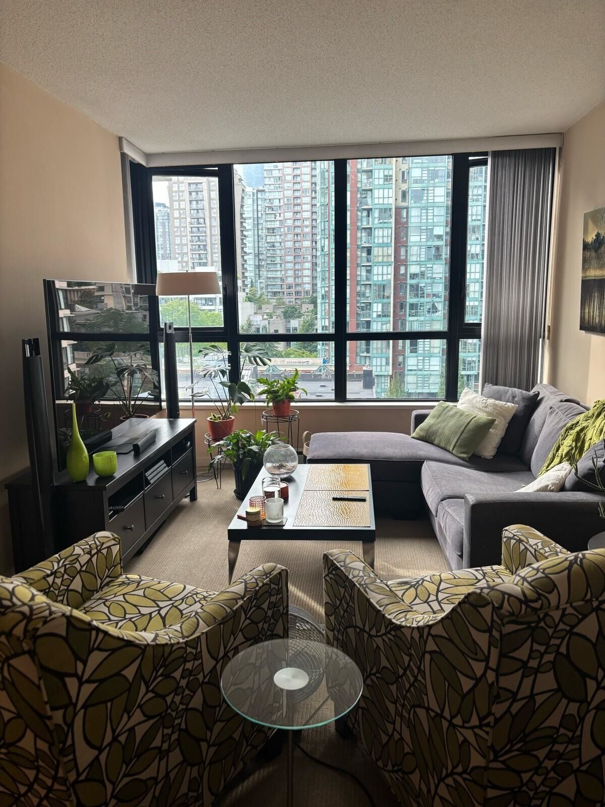 Property Photo:  977 Mainland Street 1001  BC V6B 1T2 