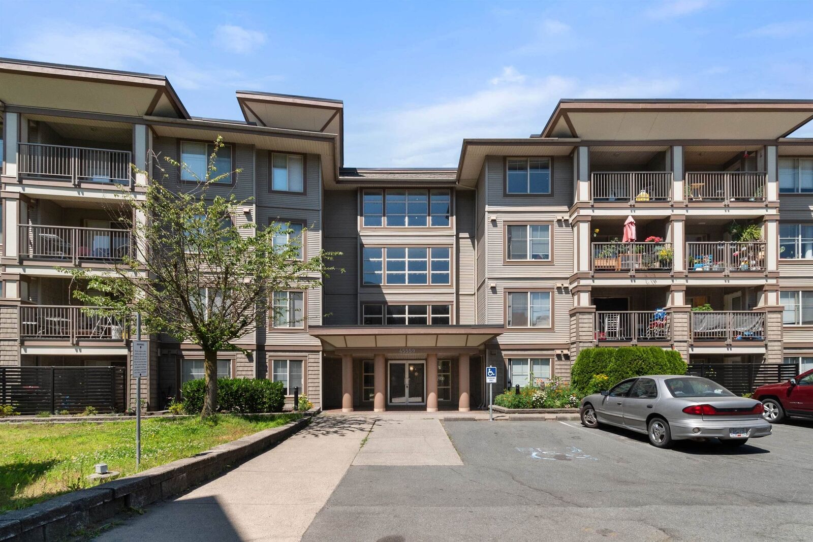 Property Photo: 45559 Yale Road 204 BC V2P 0B1