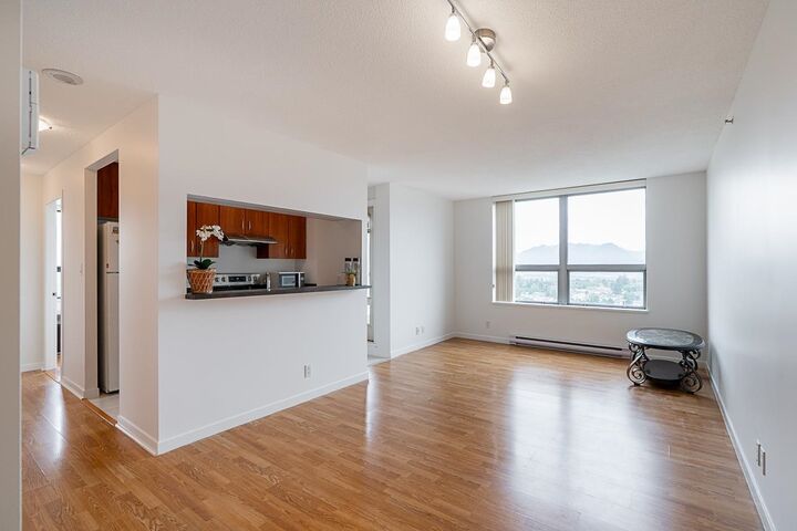 Property Photo: 3663 Crowley Drive 2409 BC V5R 6H4