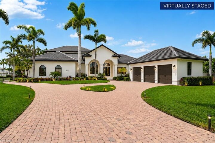 Property Photo:  511 Alameda Ct  FL 34145 