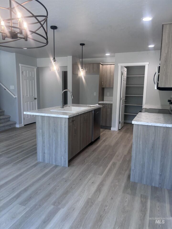 Property Photo:  2374 W Fallon Lp  ID 83651 