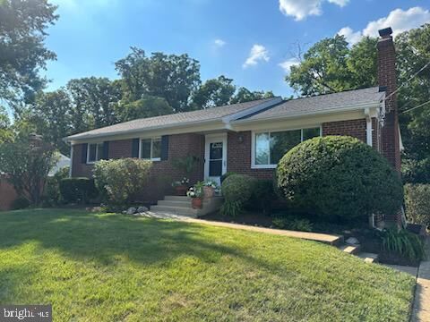Property Photo: 7504 Nancemond Street VA 22150