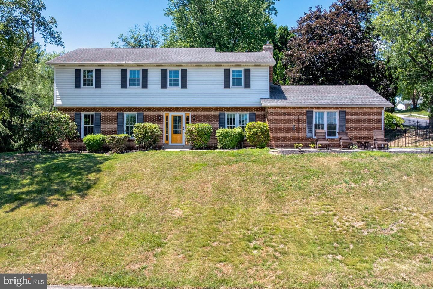 Property Photo:  429 Pawnee Drive  PA 17050 