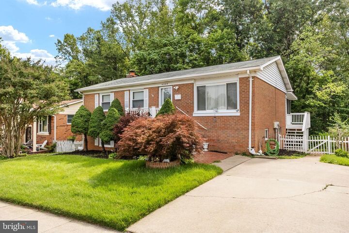 Property Photo:  4209 Evergreen Drive  VA 22193 
