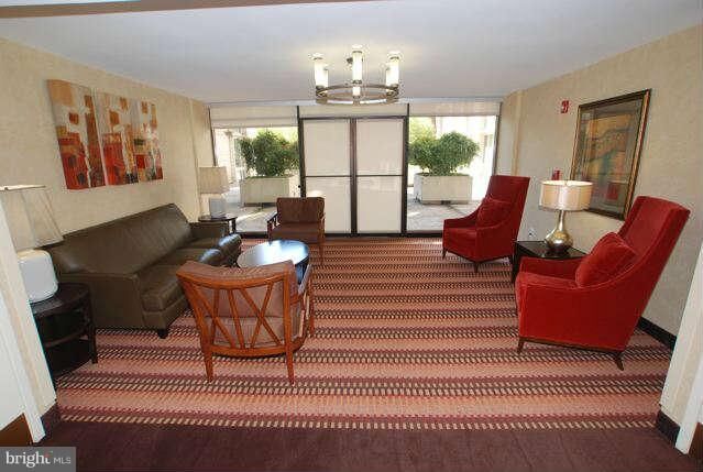 Property Photo:  950 25th Street NW 519N  DC 20037 