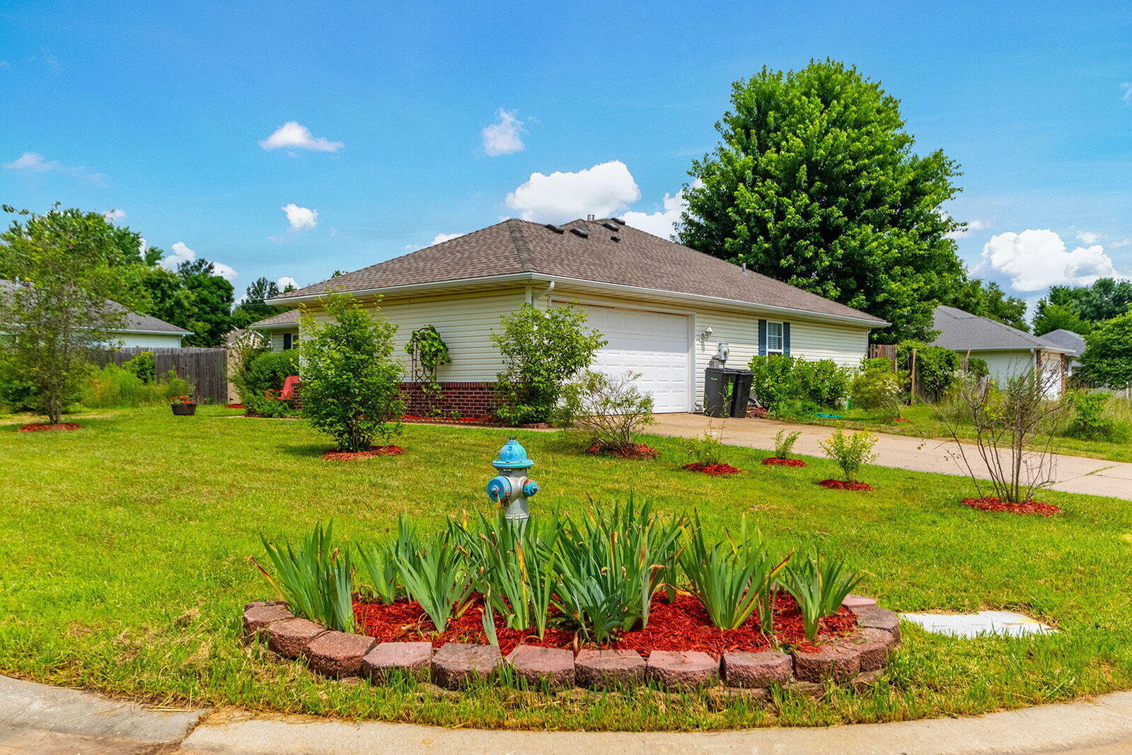 Property Photo:  4879 N Montgomery Dr  MO 65202 
