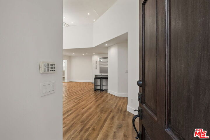 Property Photo: 1107 Princeton St CA 90403