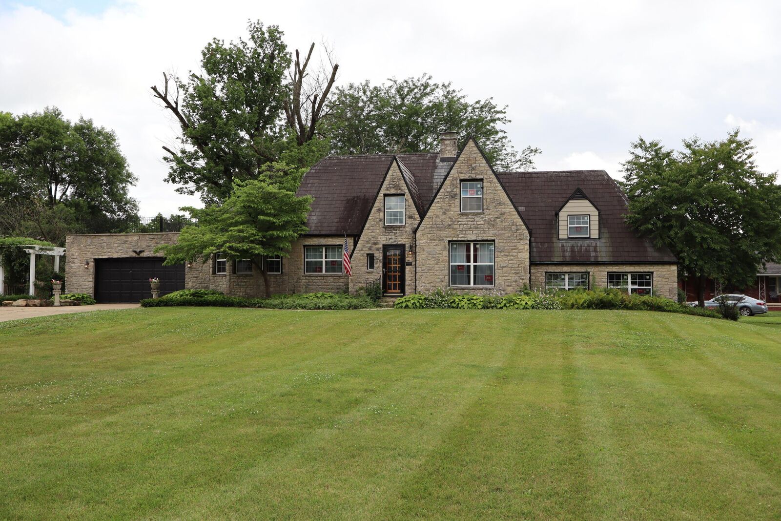 Property Photo: 75 Church Street OH 43103