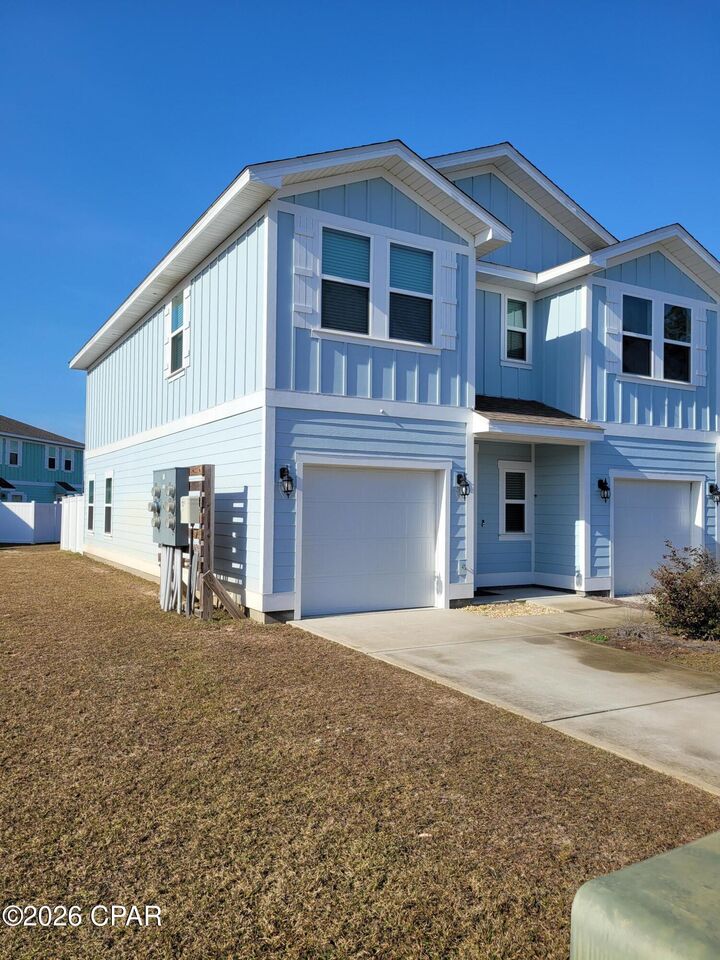 Property Photo: 1933 Pointe Drive FL 32407