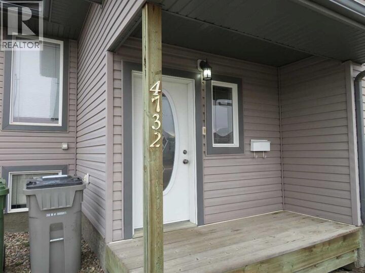 Property Photo:  4732 18 Street  SK S9V 1K1 