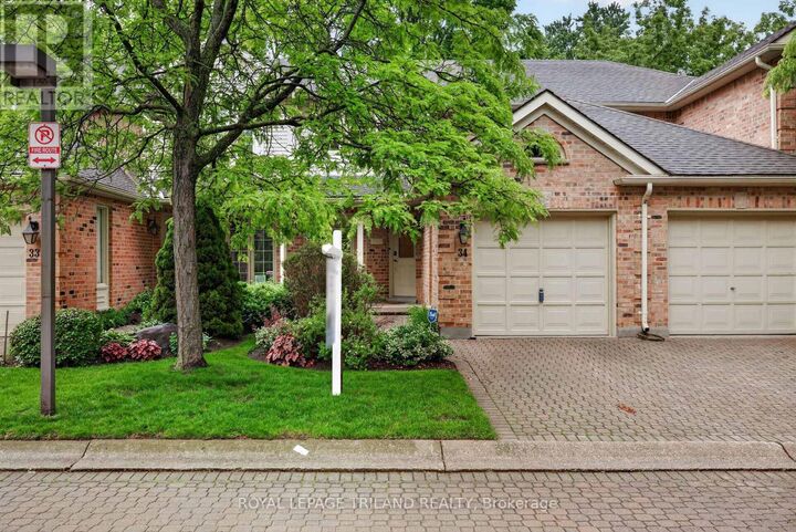 810 Maitland Street 34 — photo 1