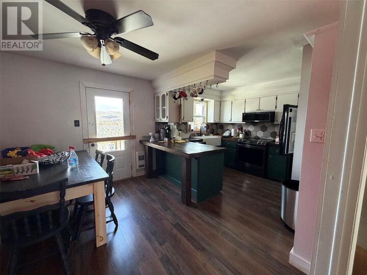 Property Photo:  12 Old Cove Road  NL A0K 4N0 