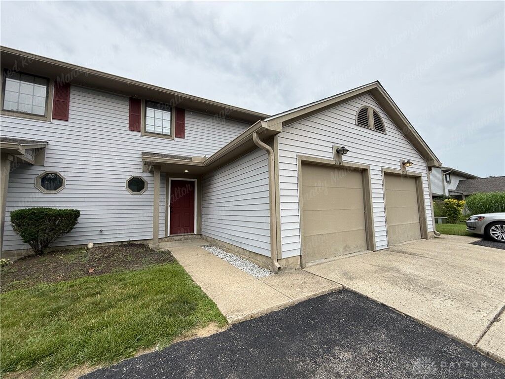 Property Photo: 9765 Centerville Creek Lane OH 45458