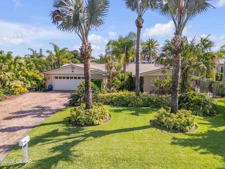 Property Photo:  109 Via Benevento  FL 32169 