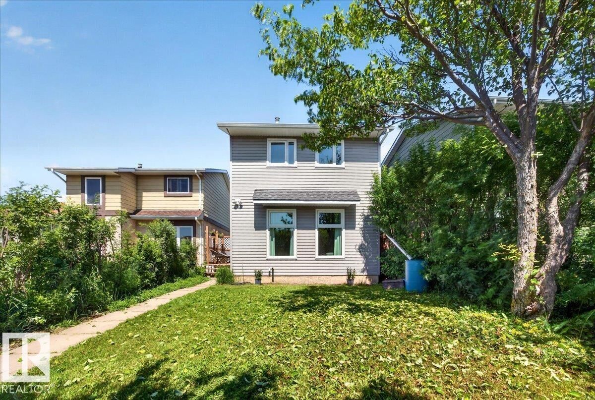 Property Photo:  44 Birch Drive  AB T0A 1N0 
